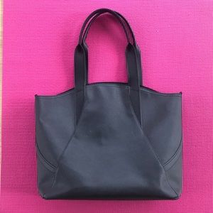 Like New Lululemon Tote